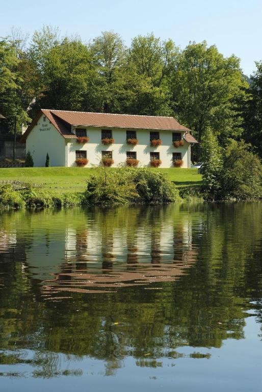 Hotel Zur Fernmuehle Цигенрюк Экстерьер фото