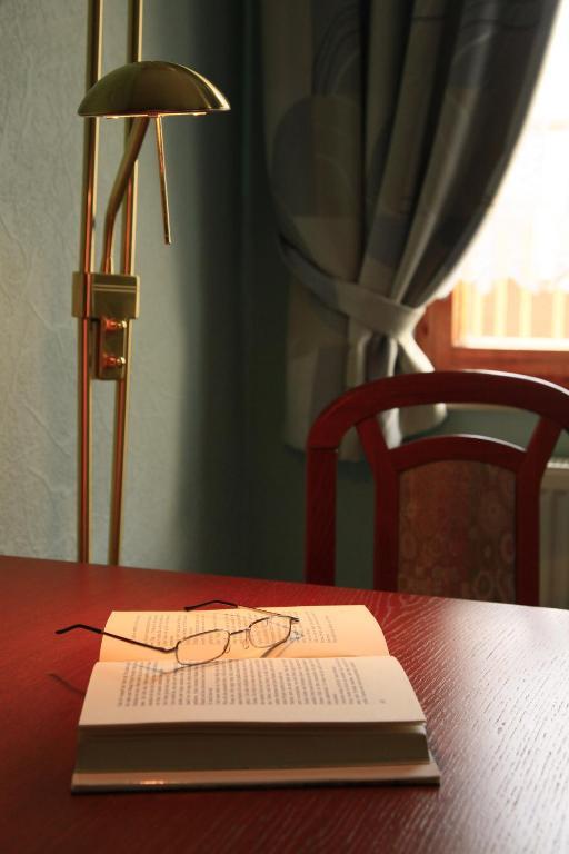 Hotel Zur Fernmuehle Цигенрюк Экстерьер фото